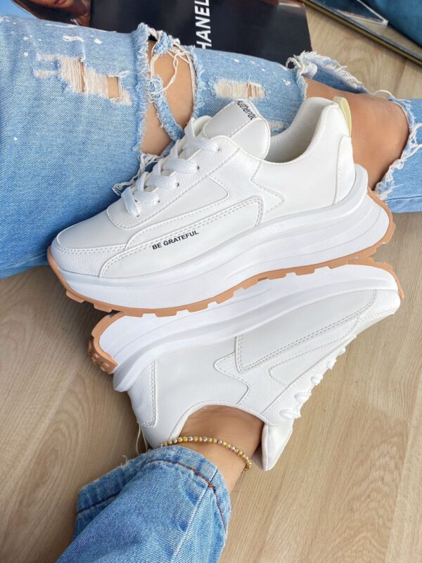 Tenis blanco
